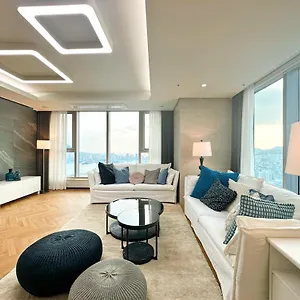 Brown Station Apartment